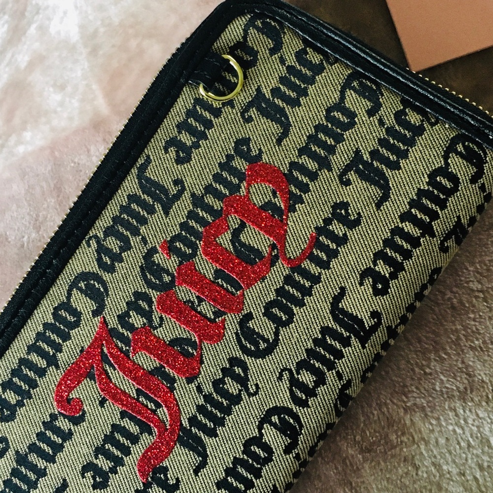Juicy Couture Wallet NWT